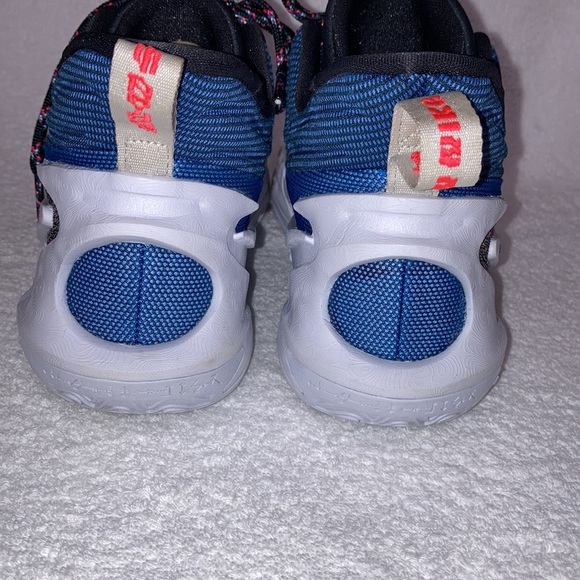 Nike Cosmic Unity 2 Men's Sneakers Casual Athletic Premium Basketball Gy… - Picture 3 of 7